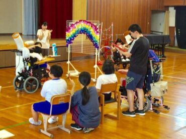 ［小学部］体育館で練習開始