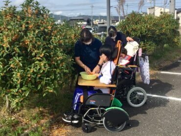 ［中学部］生活単元学習「モイストポプリを作ろう」